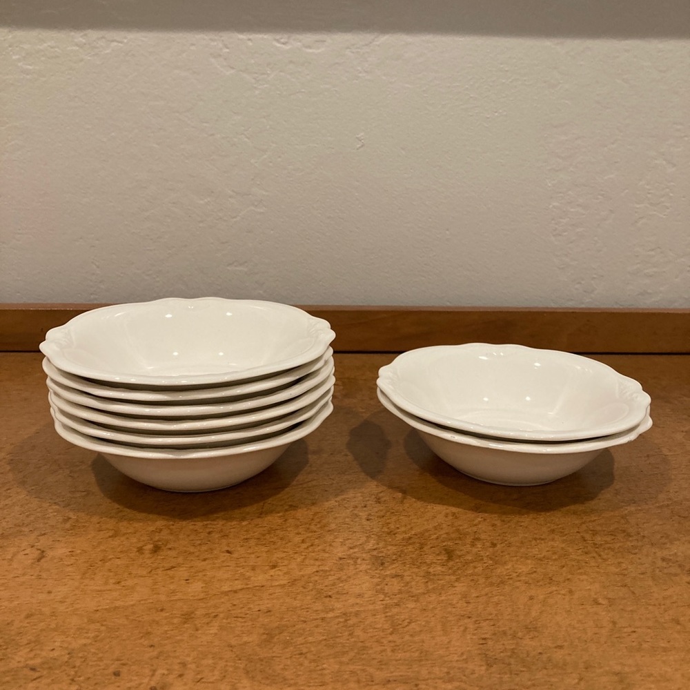 Homer Laughlin Virginia Rose / Ivory scalloped bowls - Set of 8